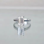 Bague de fiançailles Lune ll - Diamant de laboratoire - 2,1 carats - Émeraude -Or blanc 18K - taille 52 diamelys