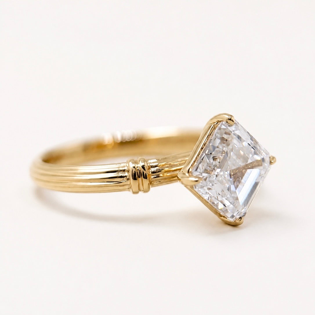 Bague Héloïse – diamant de laboratoire taille Asscher – personnalisable