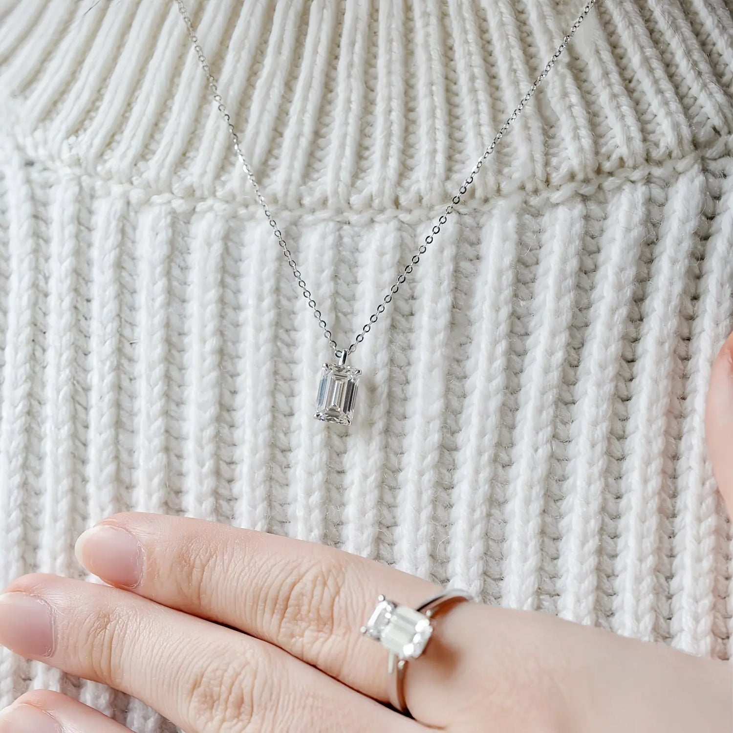 Collier Lune ll – Diamant de laboratoire - 2,1 carats - Émeraude - Or blanc 18K diamelys