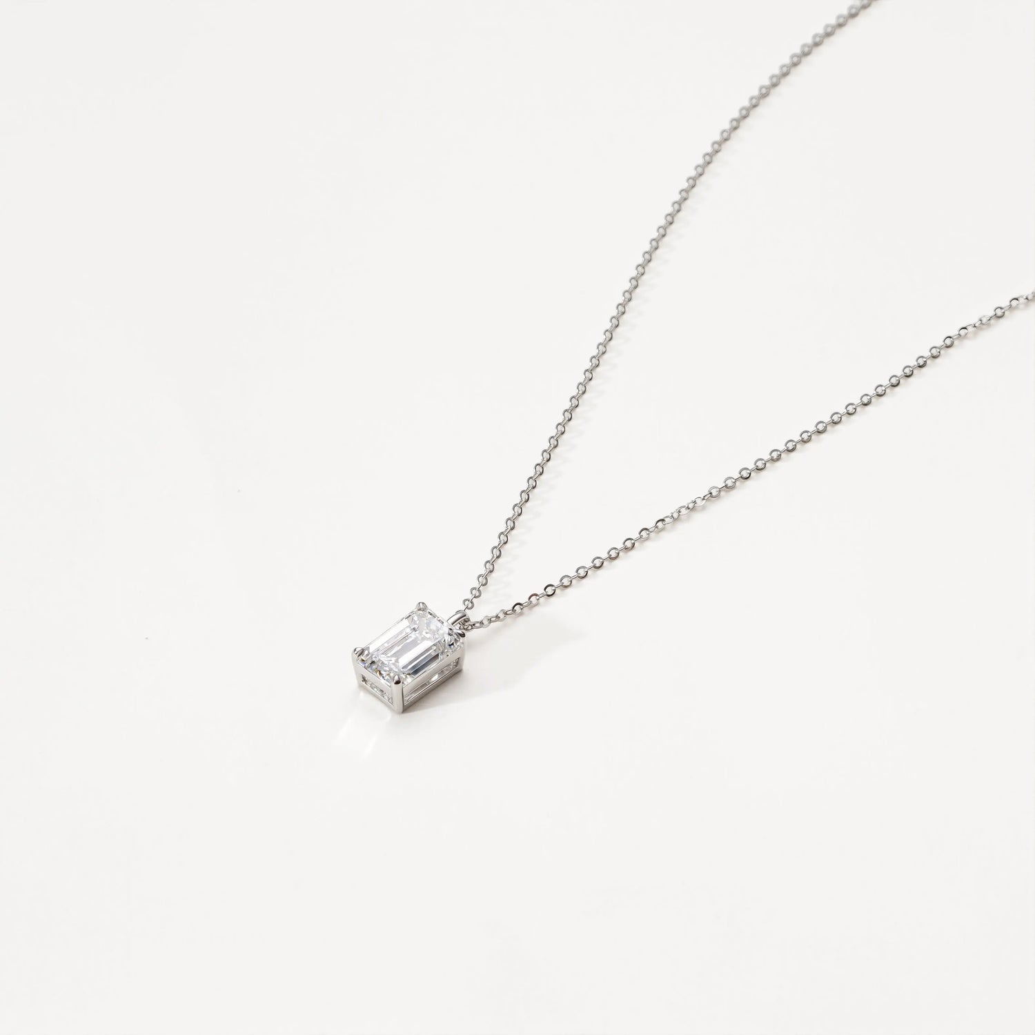 Collier Lune ll – Diamant de laboratoire - 2,1 carats - Émeraude - Or blanc 18K diamelys