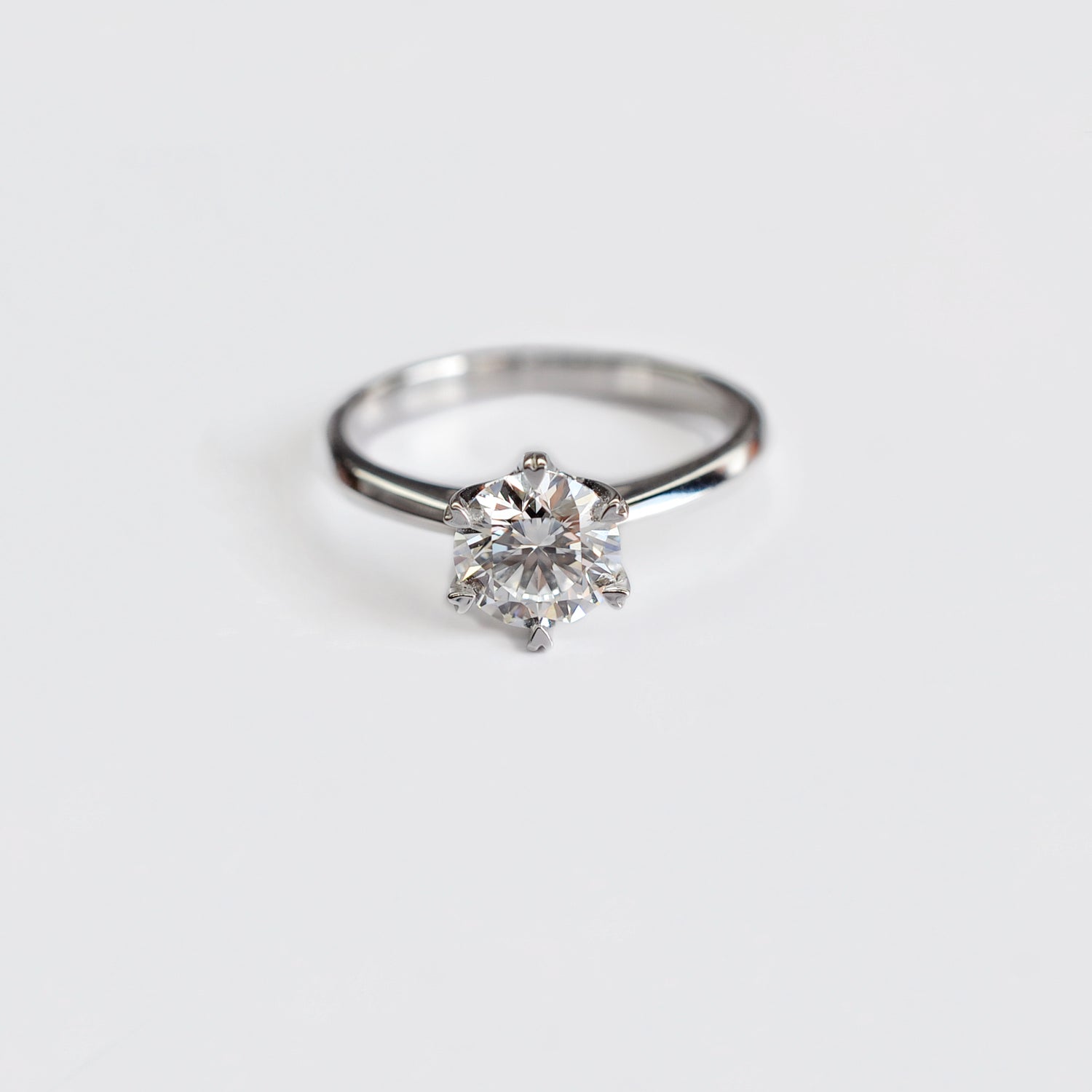 Bague de fiançailles Vega - Diamant de laboratoire - 1,04 carats - Rond - Or blanc 14K - taille 52